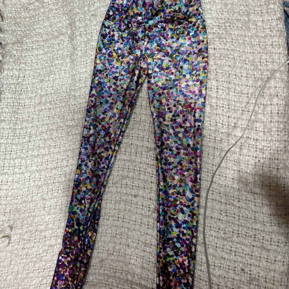 GOLDSHEEP Leggings! Watercolor pebble dots, purples, blues, beautiful!